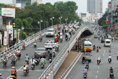 Cầu vượt có là 'cây đũa thần'?